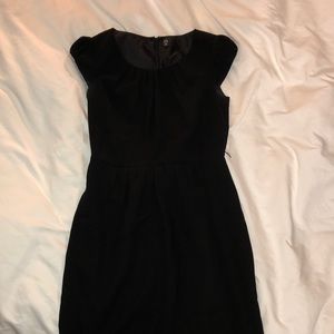 Saks Fifth Avenue Black Dress - Size 6
